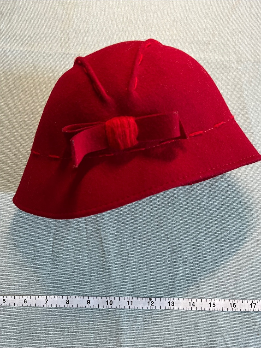 Women's Red Felt Cloche Hat with Bow